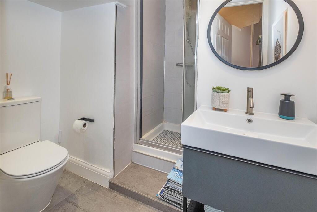 51-embercourt-road (63).jpg