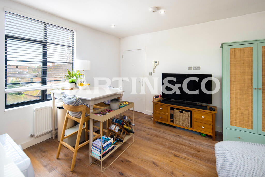 11_Reception Kitc...