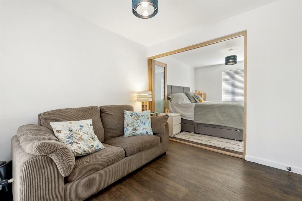 11MeadowBank.20.jpg