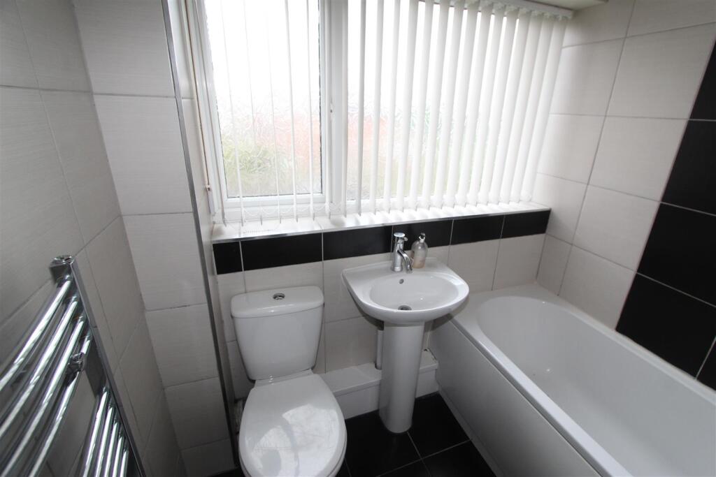 Bathroom.JPG