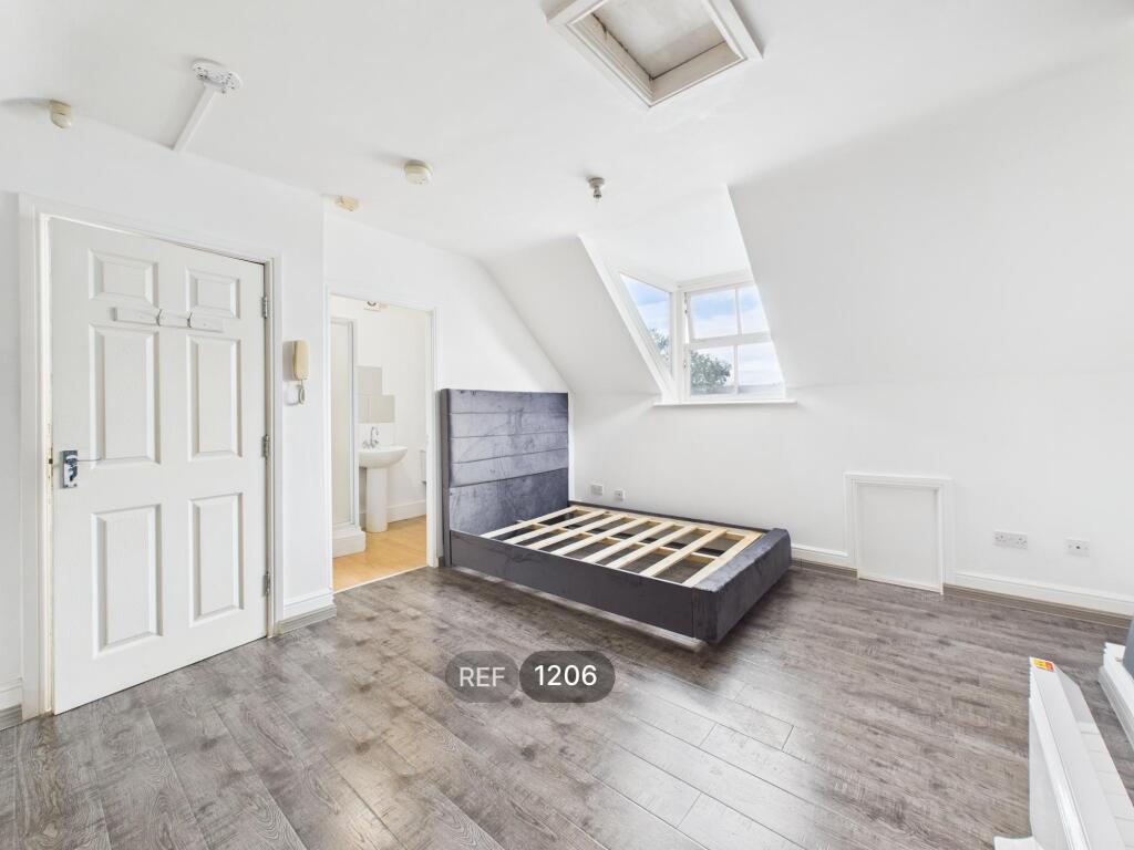 Kitchen / Living / Bedroom Area