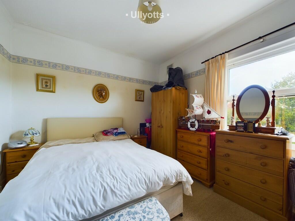 Flat 2 Bedroom