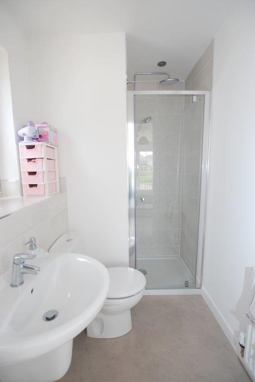 Bed 2 and ensuite