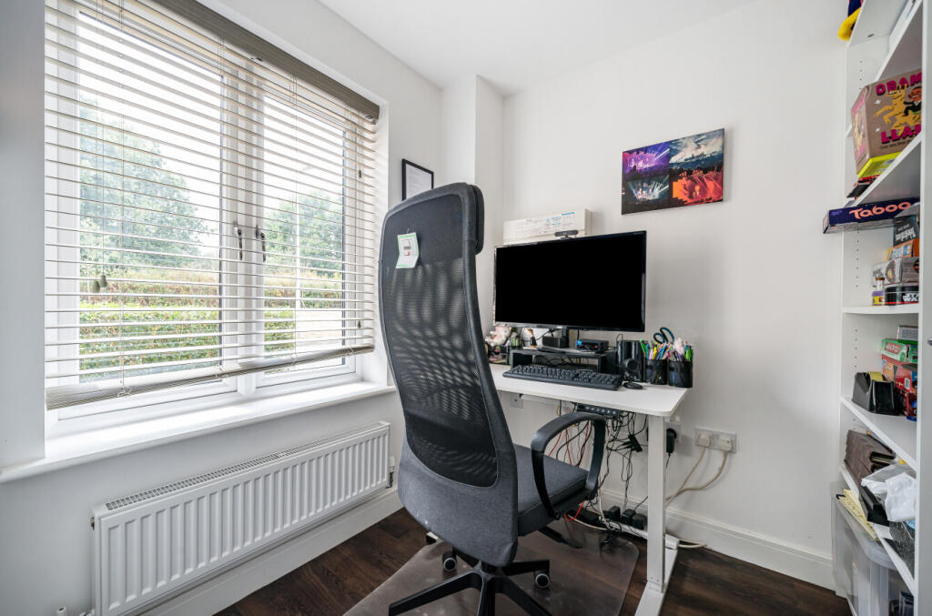 1324895-16-687668...