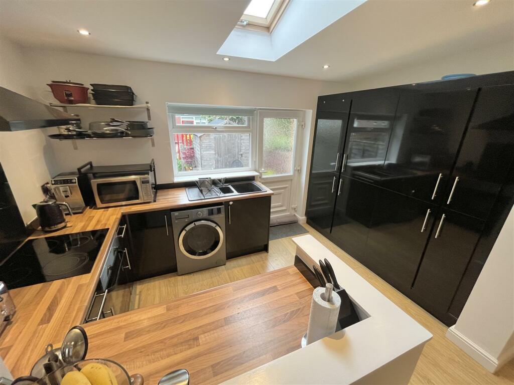 Dining Kitchen Aspect 5.jpg