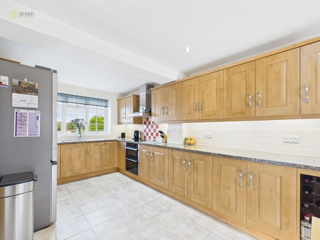 CAM03830G0-PR0236...