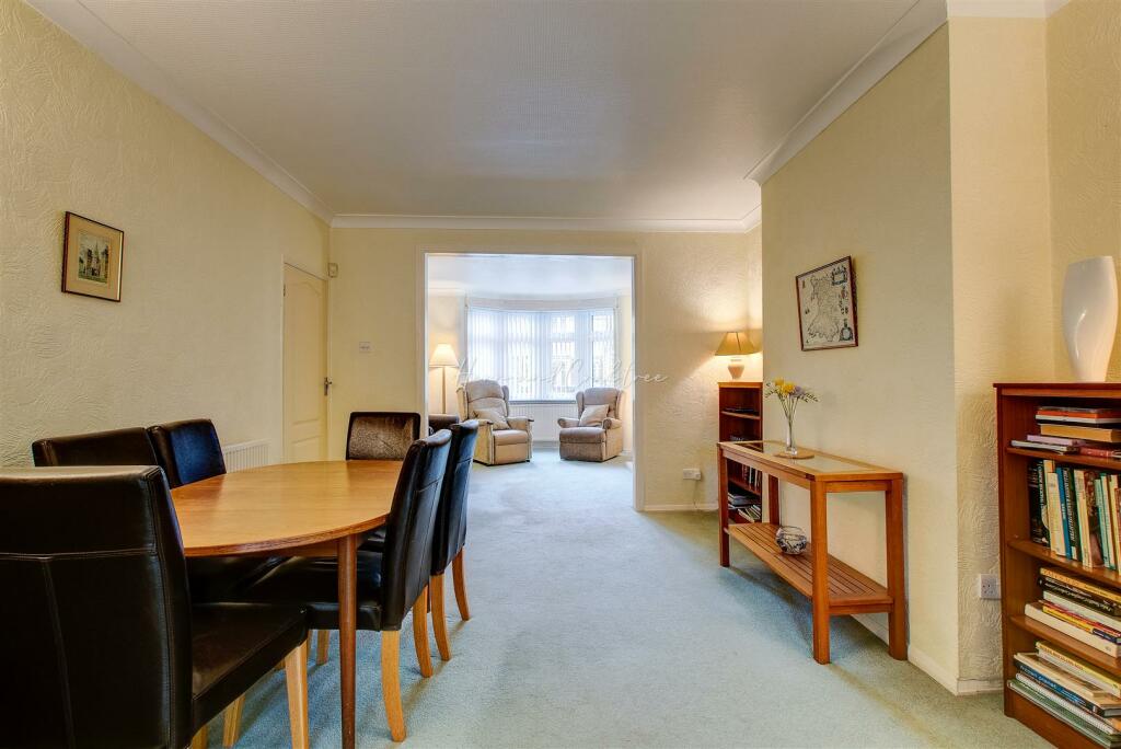 Maes Y Coed Road, Heath, HernCrabtree (5).jpg