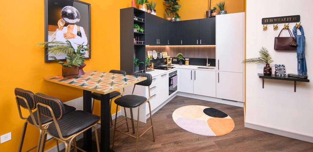 eden-grove_retro-rewind_kitchen-dining-2_02012024.