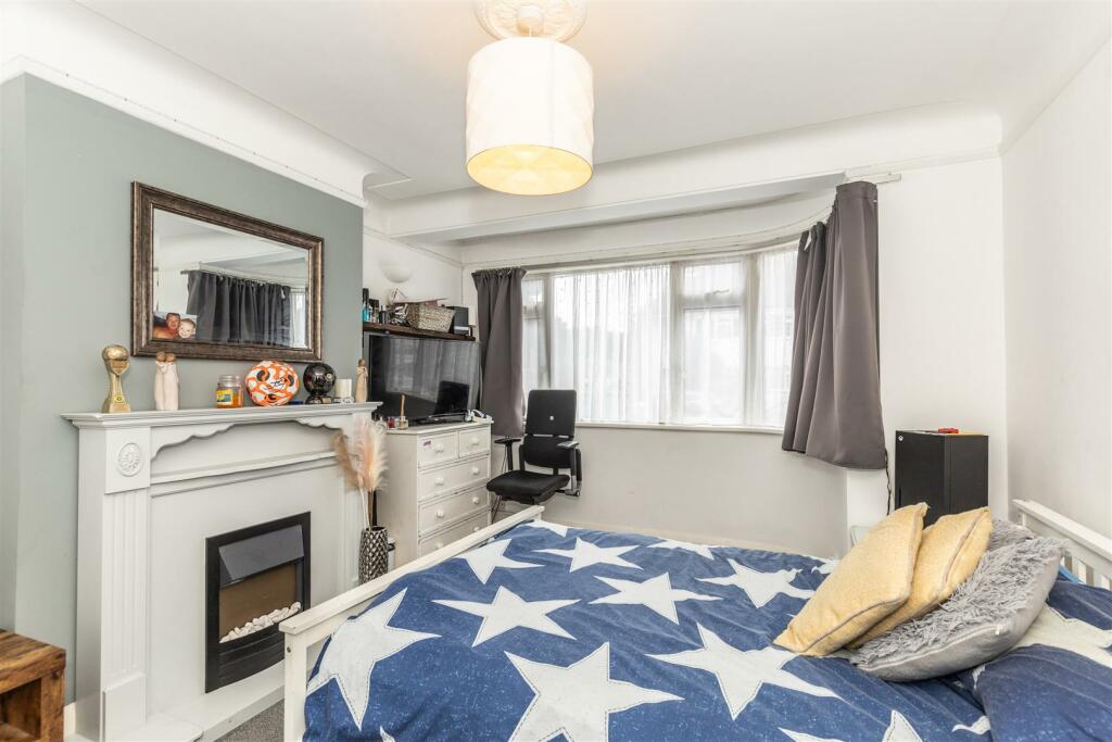 19 Ardsheal Close17.jpg