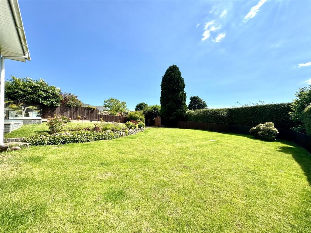 GARDENS