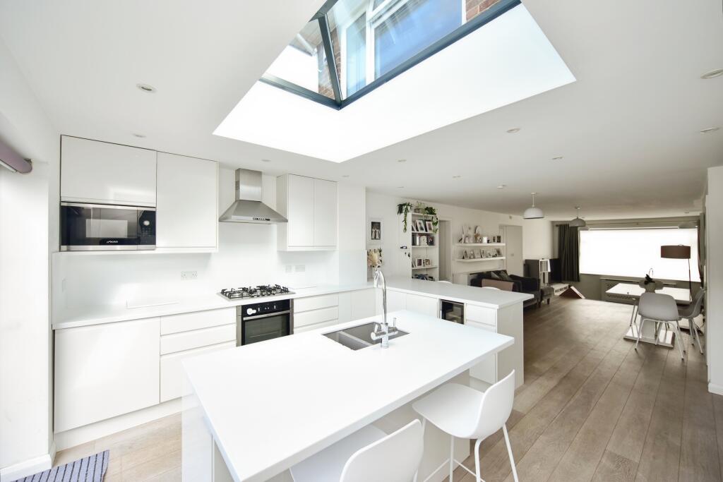 Open Plan Kitchen/Lounge