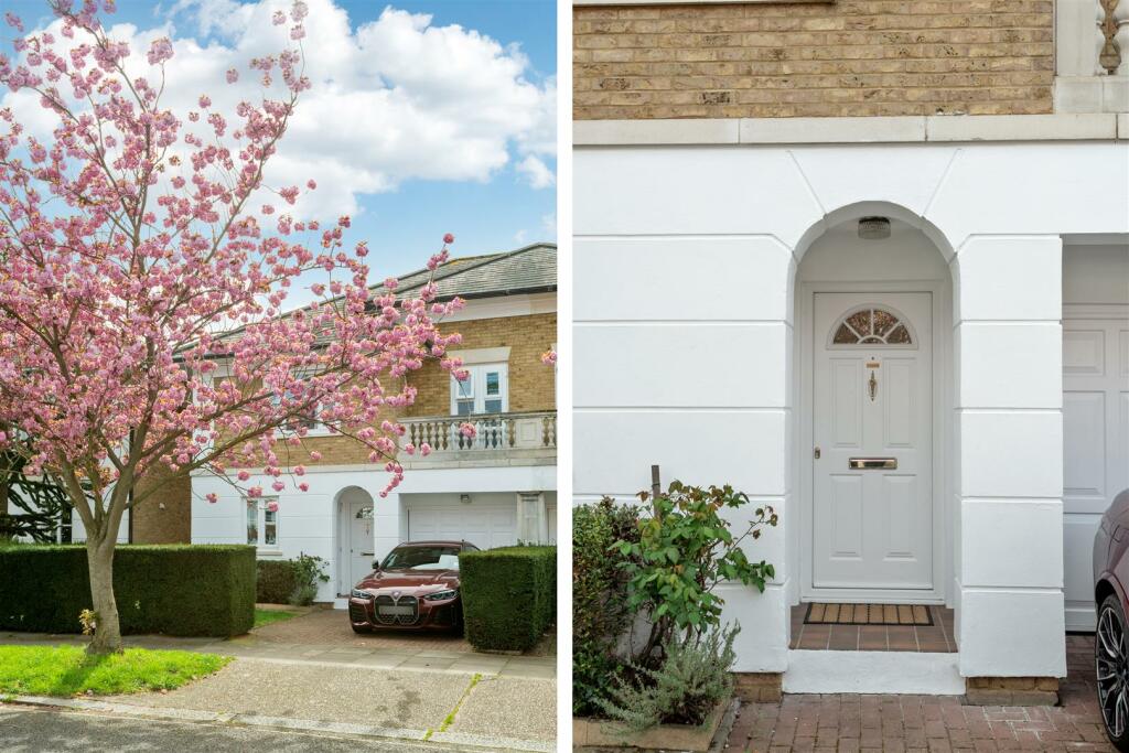 Fitzroy Crescent, W4 - FOR SALE
