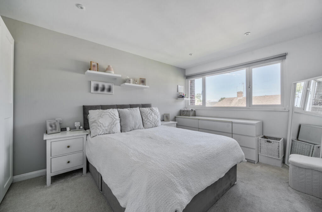 1361243-11-68dbba...