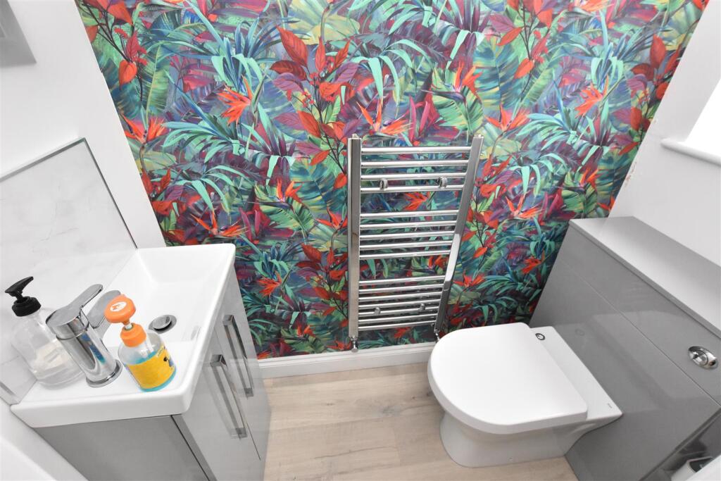 CLOAKROOM WC