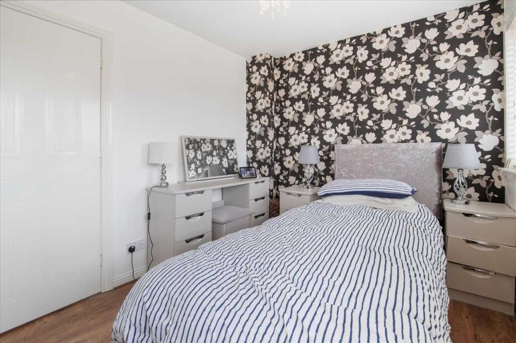 Bedroom Two (3)