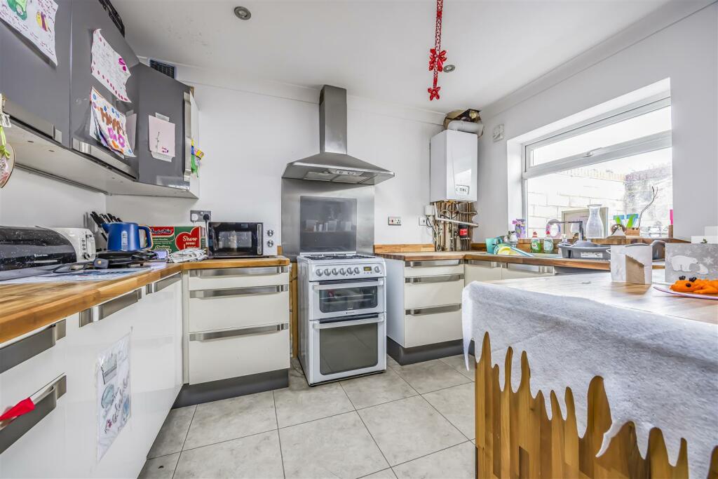 6 Hemlock Road, Waterlooville-PorticoMarketing-Nex