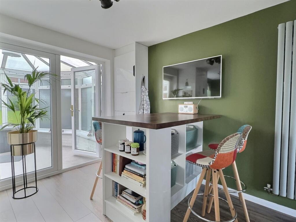 Kitchen Breakfast Room