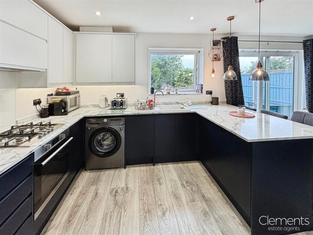 3b297d25-Photo 207-2-25 2C 2012 2027 2011.jpg