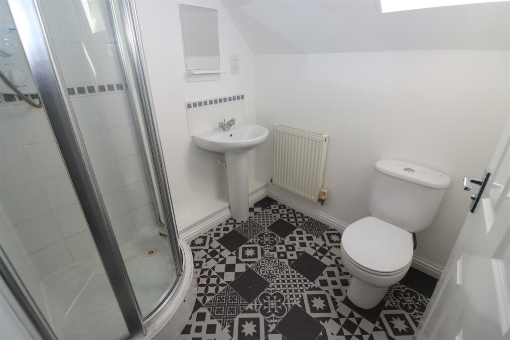 En-suite Shower Room/WC