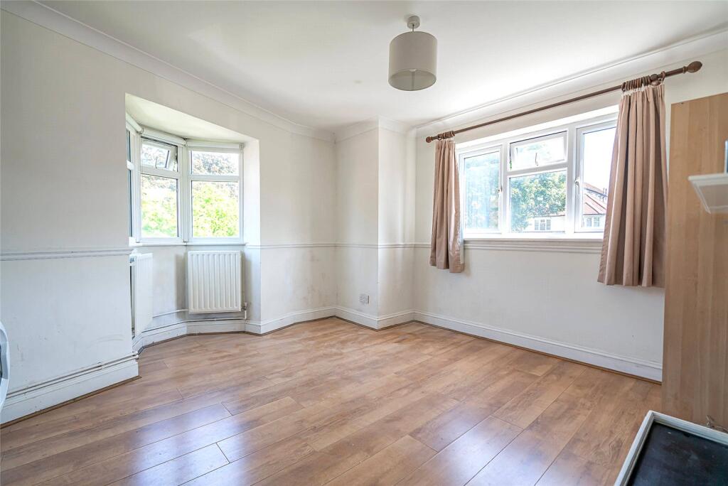 Flat 3 Kit/Reception