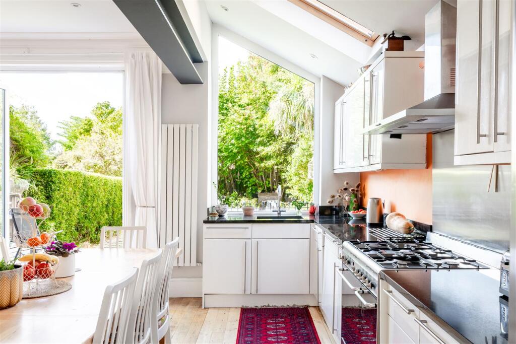 Airedale Avenue-40.jpg