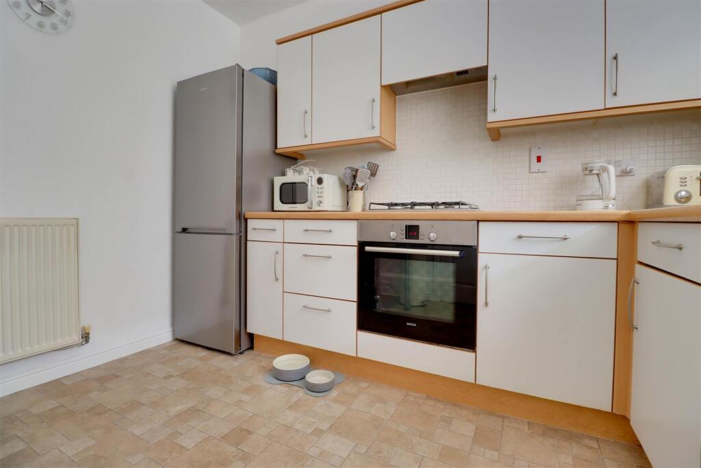 9 SMOLLETT PLACE-10.jpg