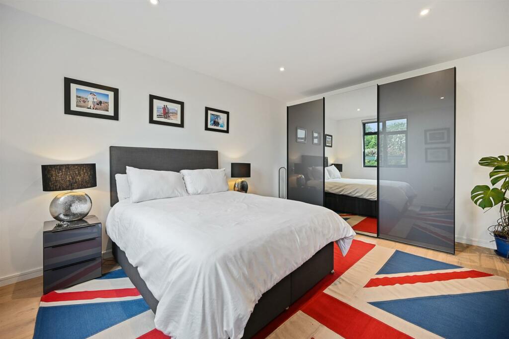 BCHJ - Flat 6, Prince House - Bedroom 1 B (4).jpg