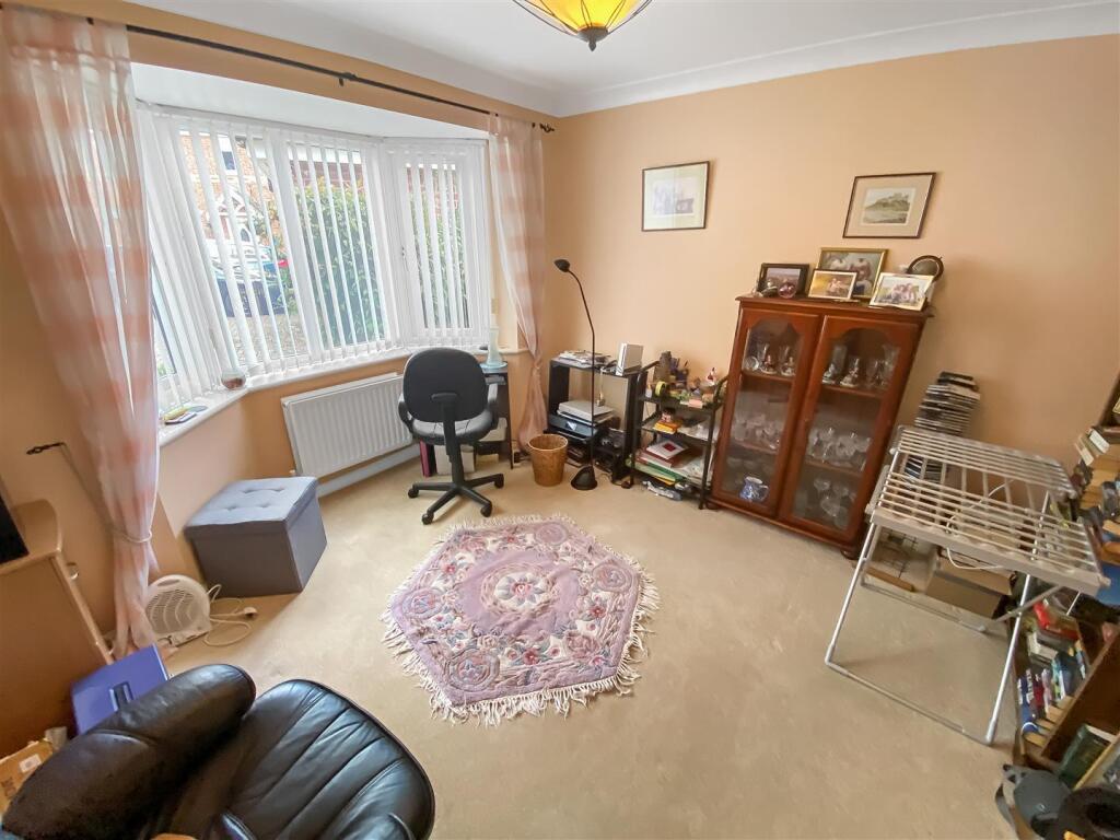 Dining Room.jpg
