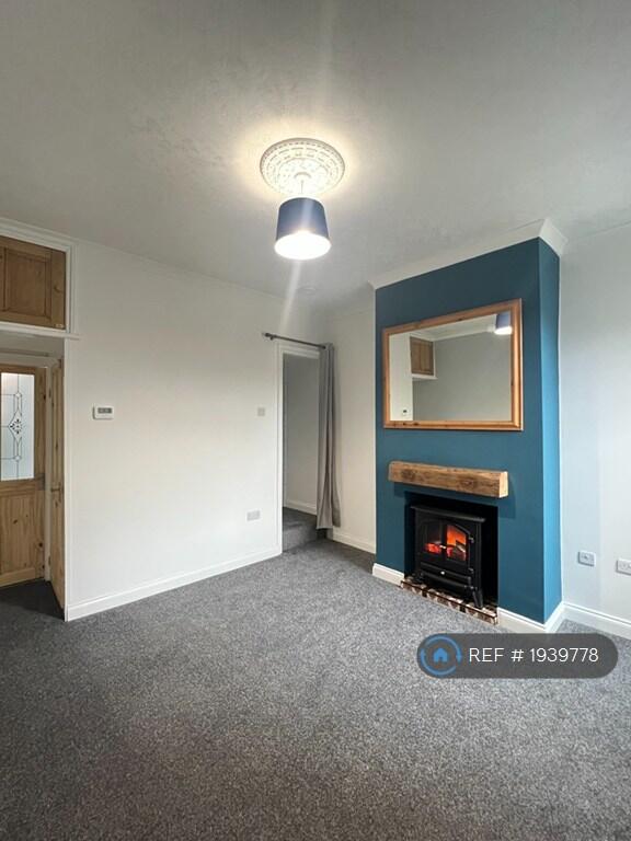 Rear Living Room 2