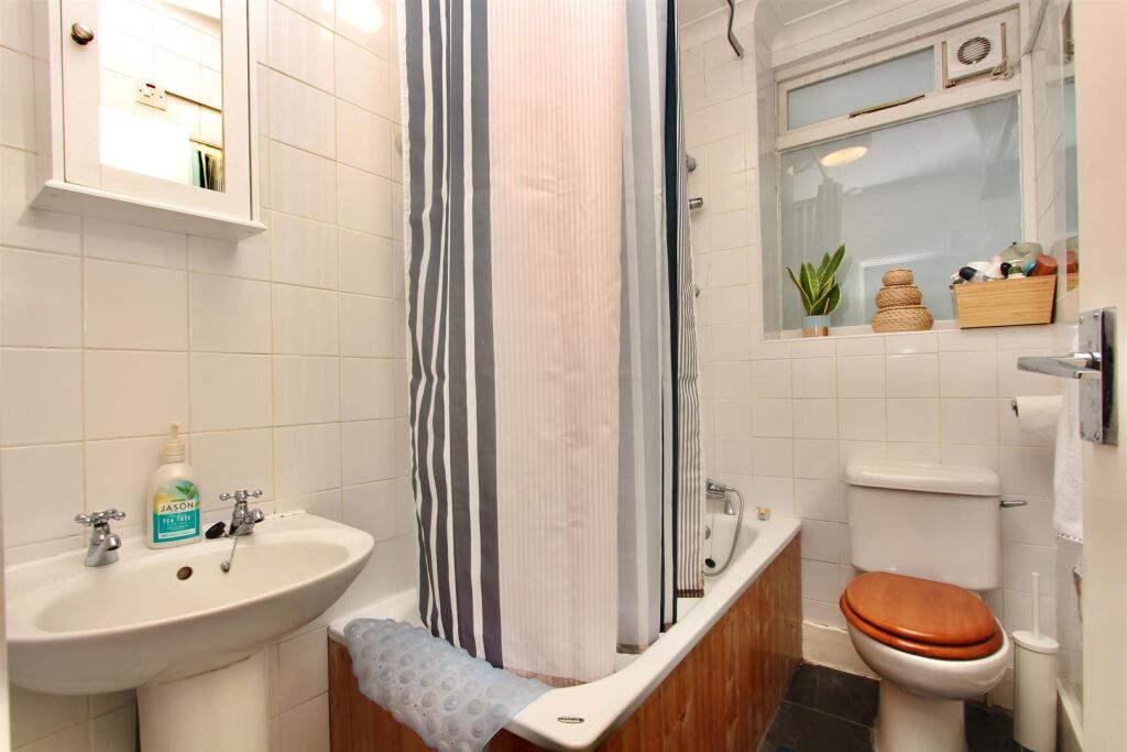 Princess May Road, N16