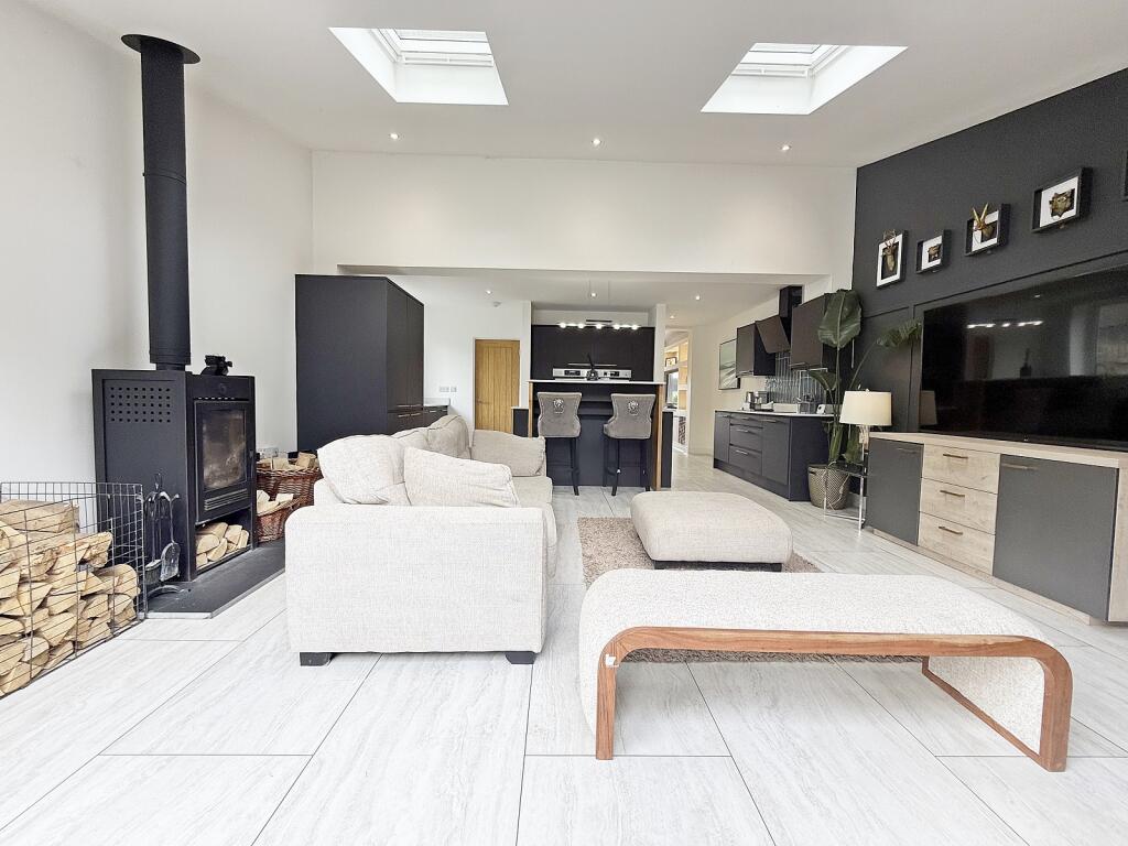 Kitchen/Diner/Family Room
