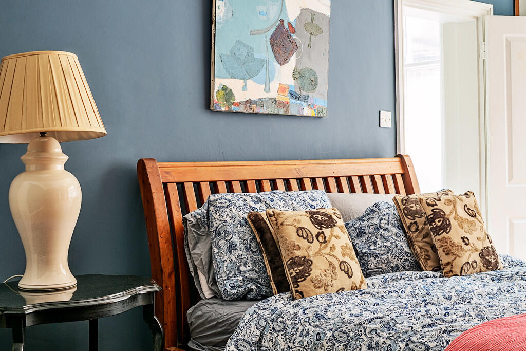 Hyde_Park_Mansion...