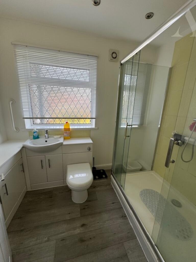 Bradford Road shower room
