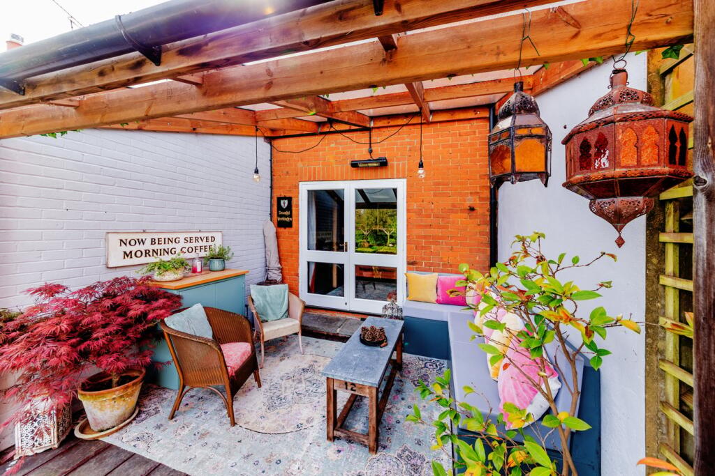 Outdoor Seating Area 