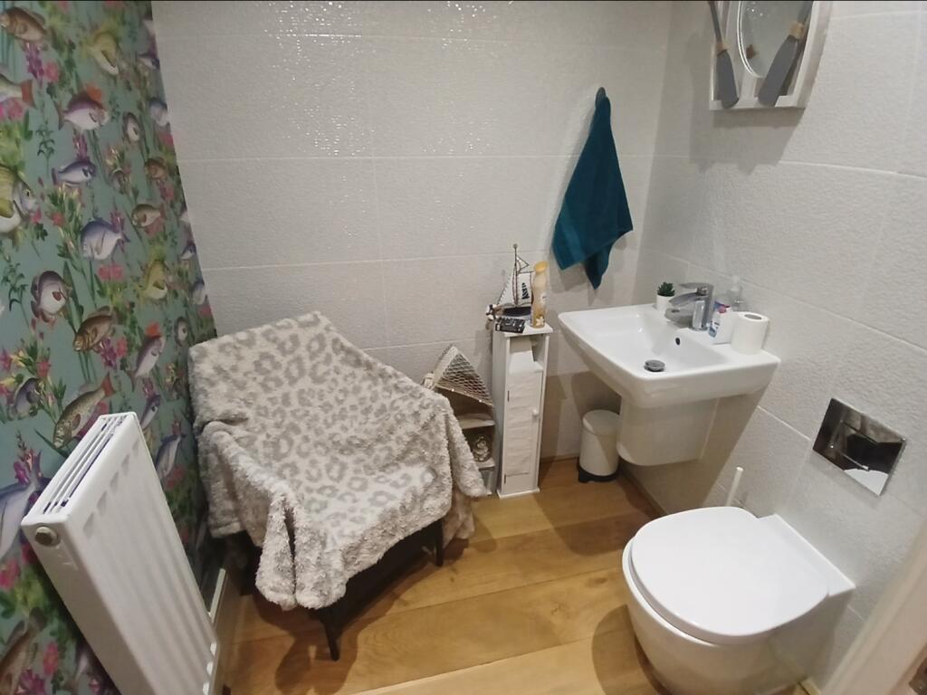 GROUND FLOOR WC