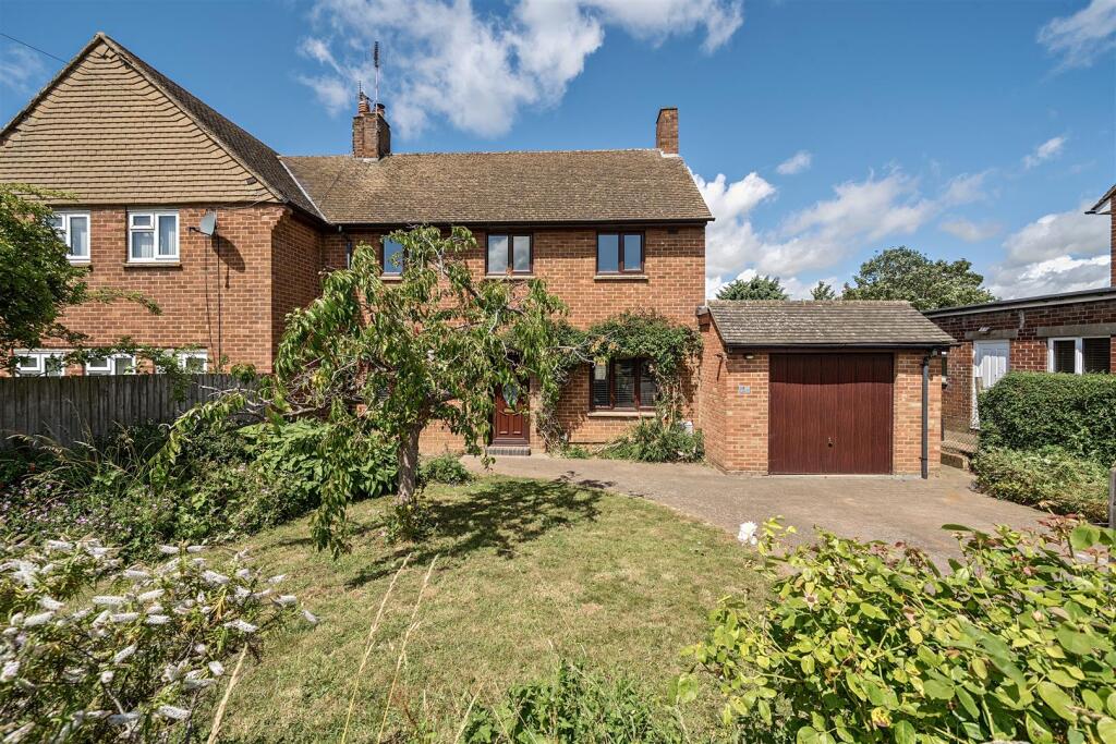 60 Kingsley Road, Silverstone (3).JPG