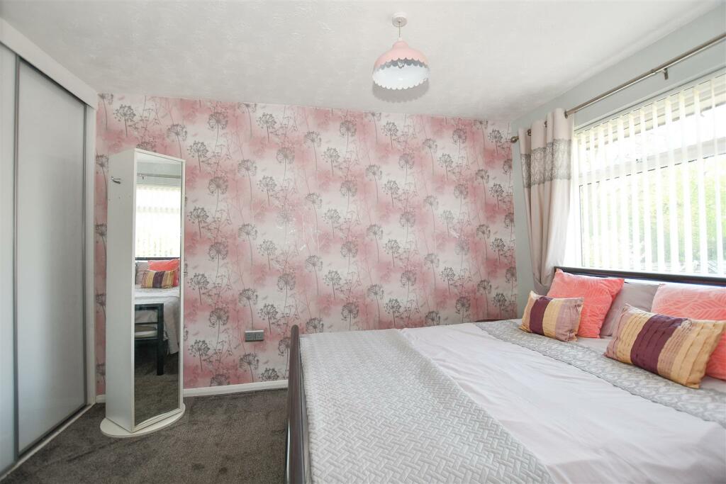 Master Bedroom.jpg