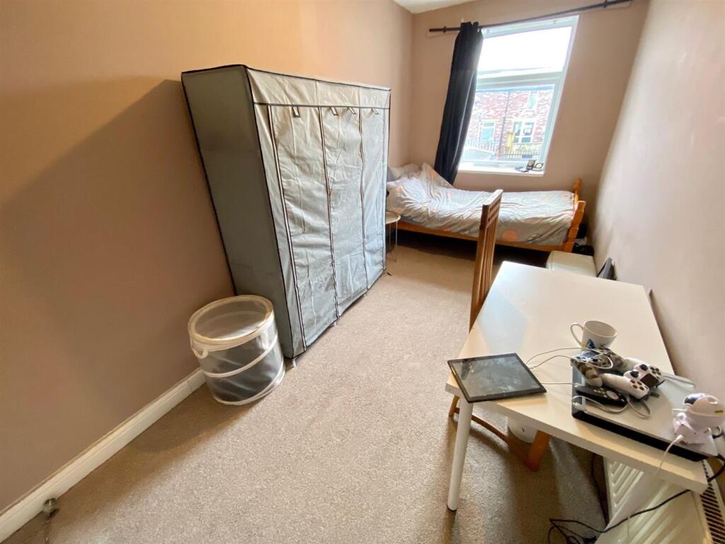 Bramleys Estate Agents - Halifax Old Road - Birkby