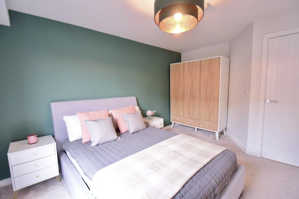 Main Bedroom 
