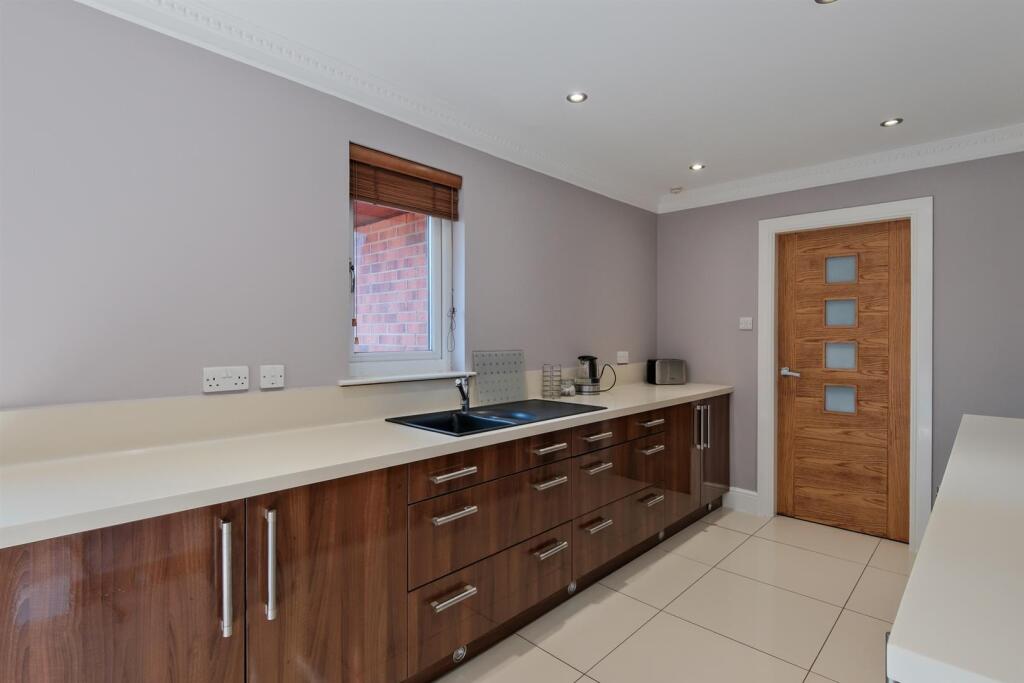 056-141 Mill Road Allanton, ML7 5DD.jpg