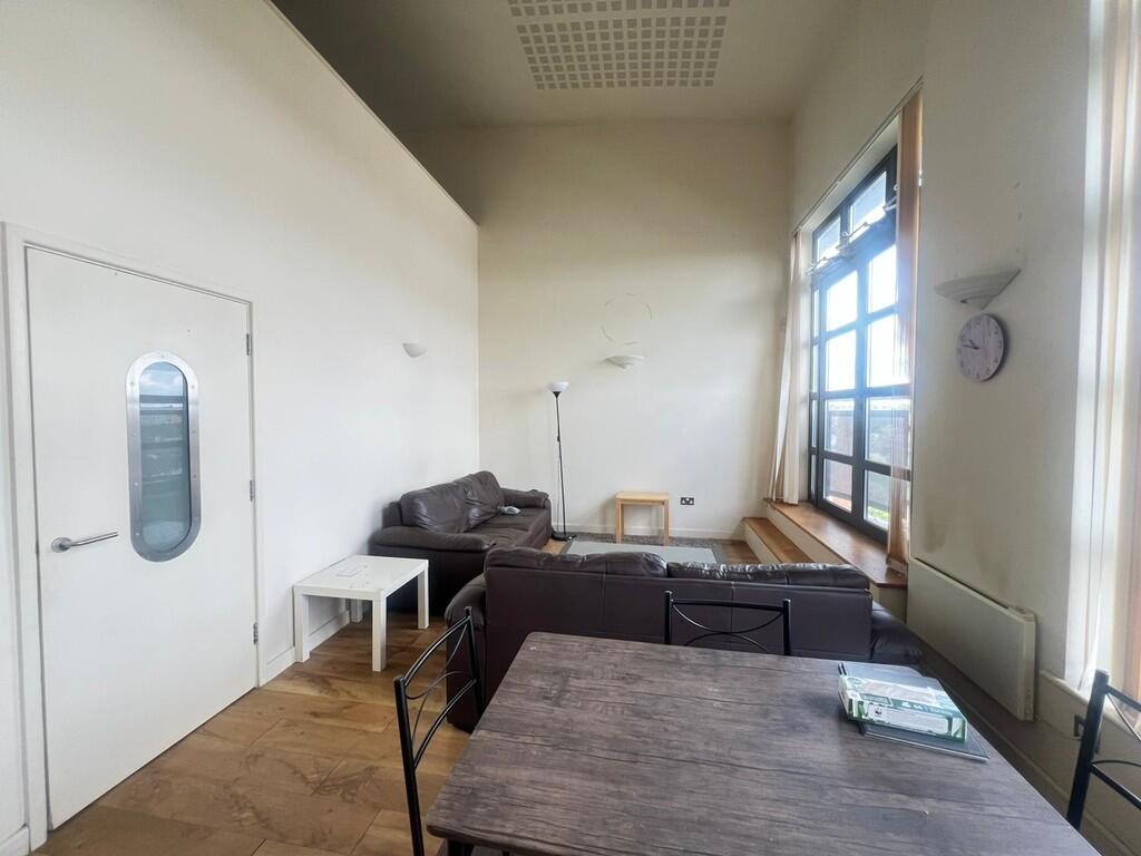 IMG_6687_5_origin...