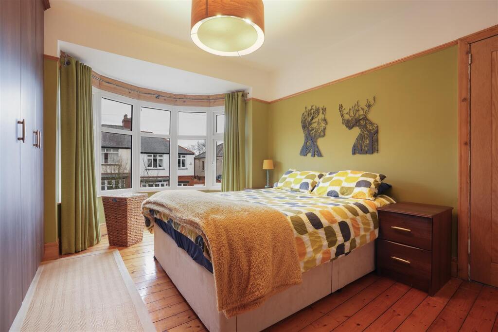 BEDROOM 1