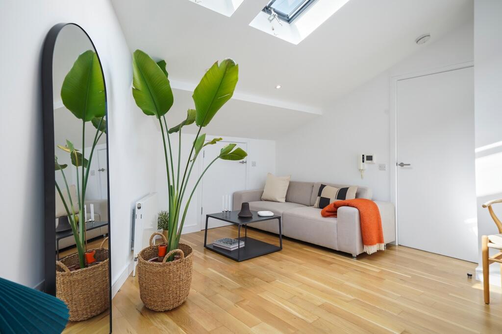 Buckingham Road, London, N1