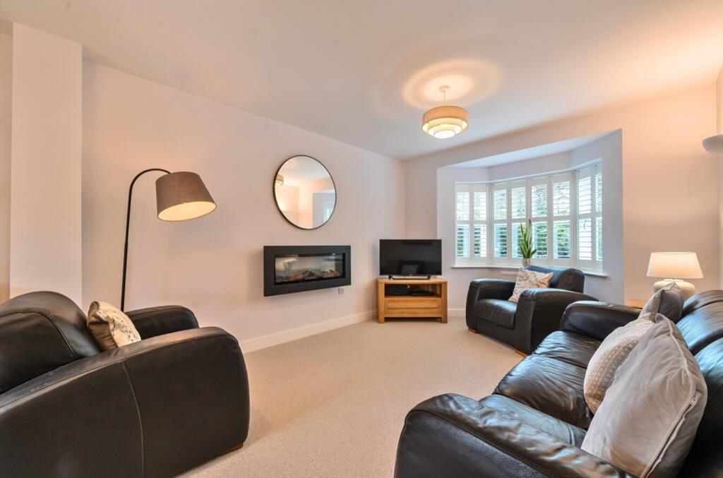 Estate Agent in Harrogate Living Room1
