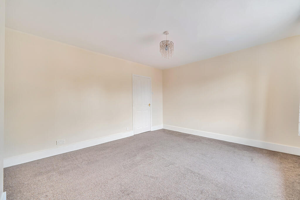 1373739-12-690208fcc7cdc