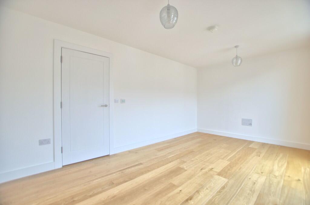 Living room (2)