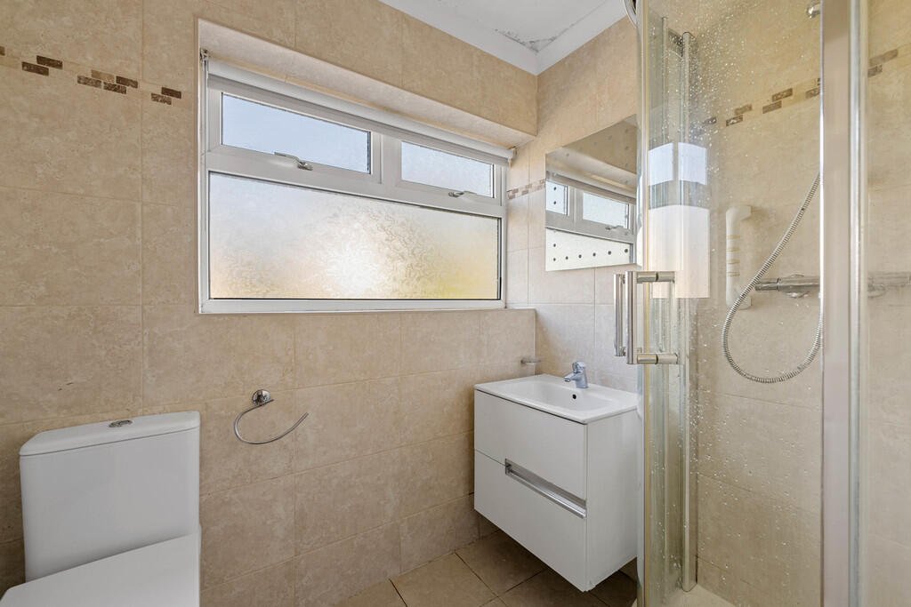 1 Bank Close, CH2...