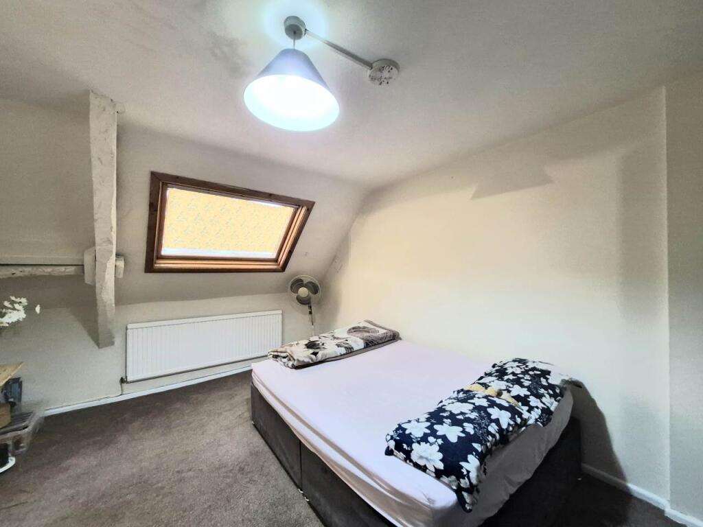 Bed 1