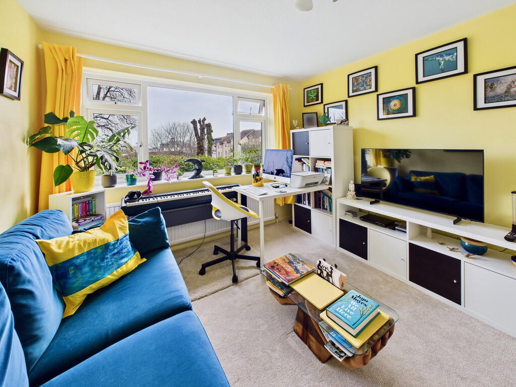 Lounge 2