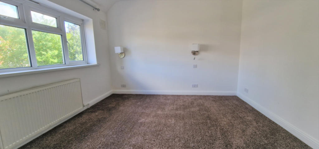 REAR BEDROOM